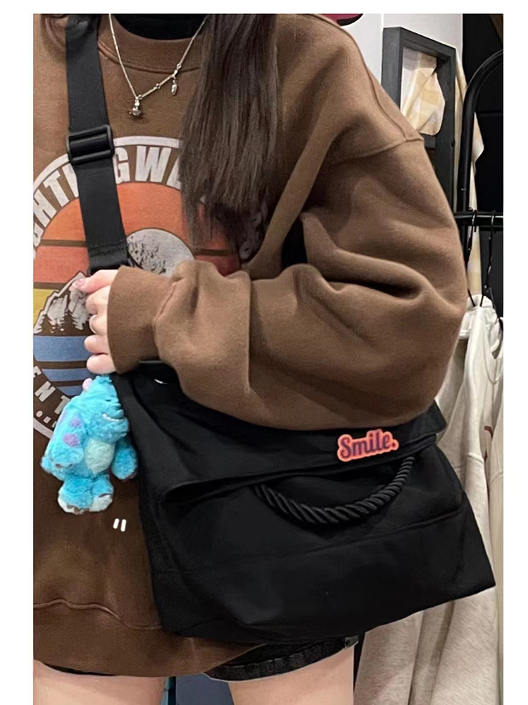 2023 Nylon Crossbody Bag for Women - Large Capacity Tote Messenger for College, Commuting & Everyday Use 2023 Nylon Crossbody Bag for Women - Large Capacity Tote Messenger for College, Commuting & Everyday Use