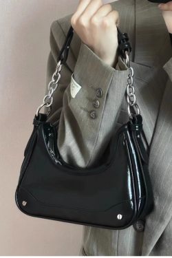2023 Silver Underarm Bag for Women, Handheld Chain Baguette, Versatile High-End Shoulder Crossbody Bag