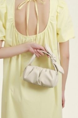 2023 Spring/Summer Small Rabbit Ears Handheld Ruffled Cloud Bag, Versatile Crossbody Chain Bag, Trendy Niche Design