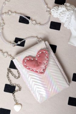 2023 Summer Mini Heart-Shaped Handbag for Women - Versatile Stylish Crossbody Phone & Coin Purse, Cute High-End Design