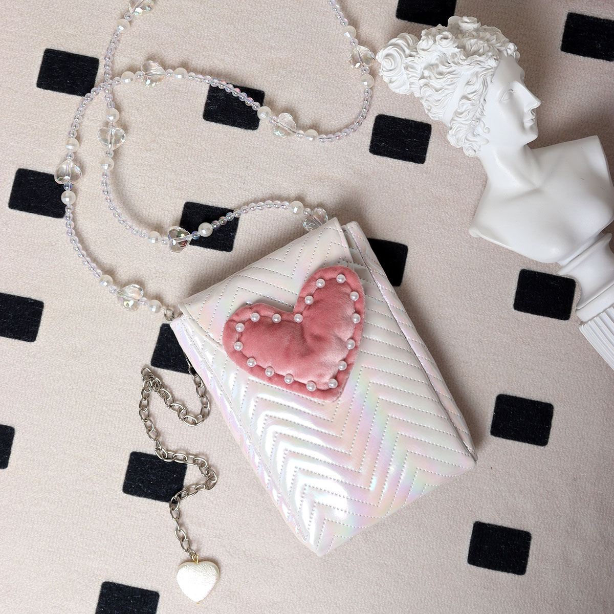 2023 Summer Mini Heart-Shaped Handbag for Women - Versatile Stylish Crossbody Phone & Coin Purse, Cute High-End Design 2023 Summer Mini Heart-Shaped Handbag for Women - Versatile Stylish Crossbody Phone & Coin Purse, Cute High-End Design