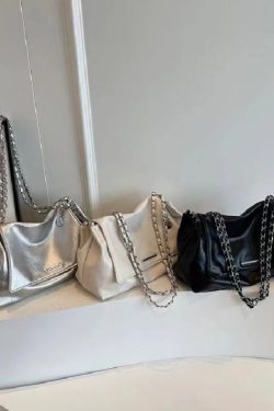 2023 Trendy Autumn Winter Chain Shoulder Crossbody Bag, Versatile Large Capacity Underarm Bag for Women