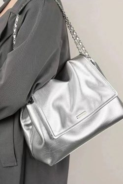 2023 Trendy Autumn Winter Chain Shoulder Crossbody Bag, Versatile Large Capacity Underarm Bag for Women