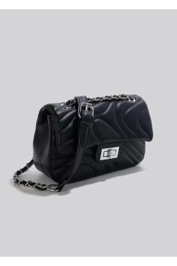 2023 Trendy Women's Embroidered Chain Shoulder Bag with Lock Buckle - Versatile Summer Style, Small Size, Fashionable Design