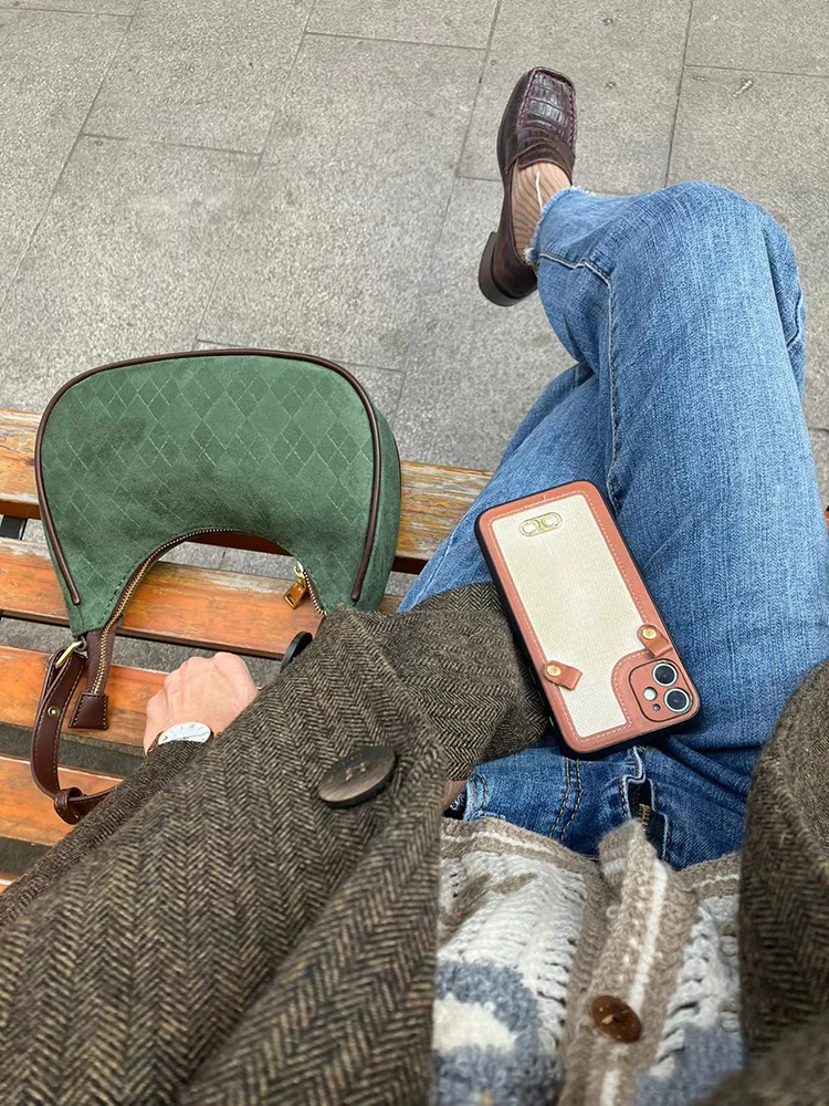 2023 Women's High-End Spring Summer Handbag | Versatile Underarm Shoulder & Crossbody Bag, Fashionable Niche Style 2023 Women's High-End Spring Summer Handbag | Versatile Underarm Shoulder & Crossbody Bag, Fashionable Niche Style