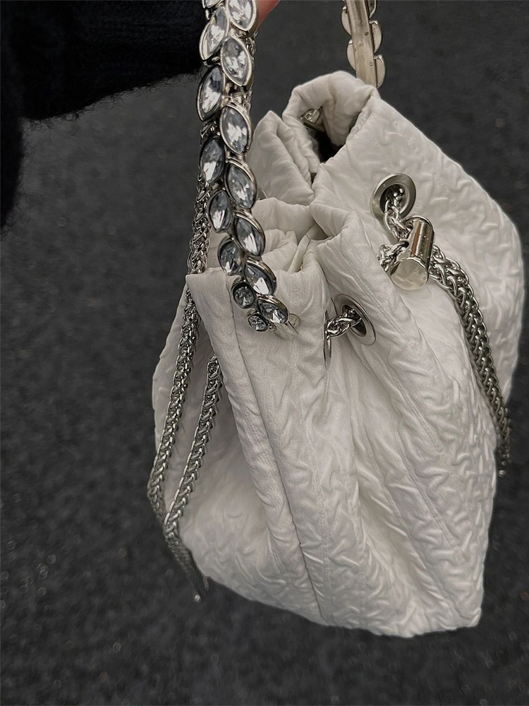 2023 Women's Rhinestone Round Ring Bucket Bag - Sweet Chain Shoulder Crossbody Handbag, Trendy Fashion Accessory 2023 Women's Rhinestone Round Ring Bucket Bag - Sweet Chain Shoulder Crossbody Handbag, Trendy Fashion Accessory