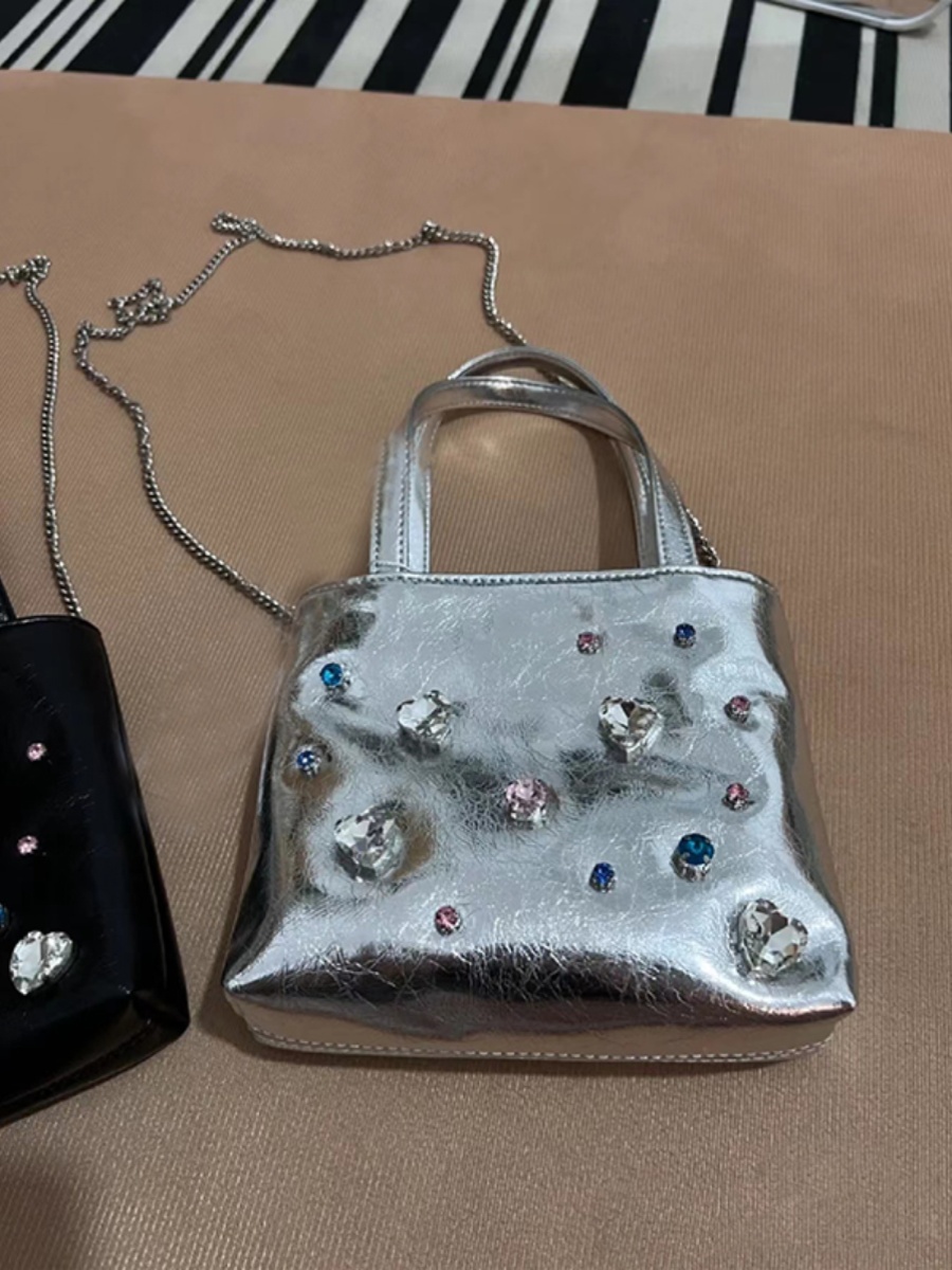 2024 Silver Leather Gemstone Underarm Bag with Diamond Embellishments & Rhinestone Phone Chain - Small Tote Shoulder Bag 2024 Silver Leather Gemstone Underarm Bag with Diamond Embellishments & Rhinestone Phone Chain - Small Tote Shoulder Bag