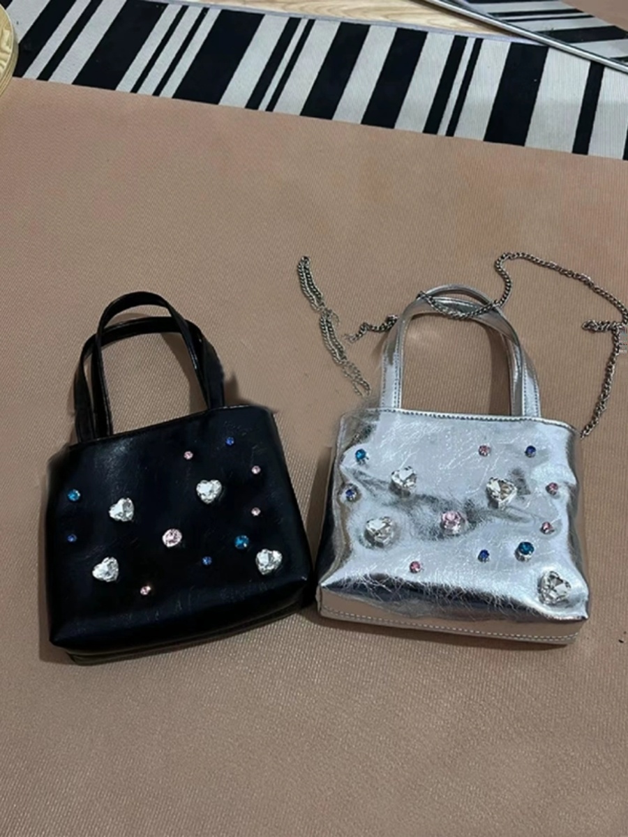 2024 Silver Leather Gemstone Underarm Bag with Diamond Embellishments & Rhinestone Phone Chain - Small Tote Shoulder Bag 2024 Silver Leather Gemstone Underarm Bag with Diamond Embellishments & Rhinestone Phone Chain - Small Tote Shoulder Bag