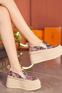 2024 Women's Italian-Style Soft-Soled Thick-Soled Slip-On Loafers - Non-Fatiguing Comfortable Footwear