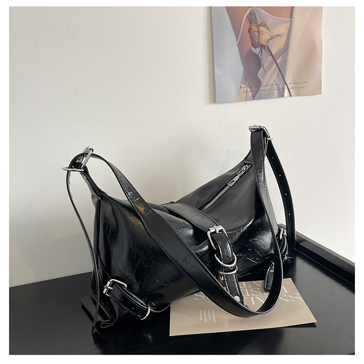 2025 Black Soft Leather Large Capacity Casual Tote Bag for Women - Korean Style Fashion Shoulder and Crossbody Bag 2025 Black Soft Leather Large Capacity Casual Tote Bag for Women - Korean Style Fashion Shoulder and Crossbody Bag