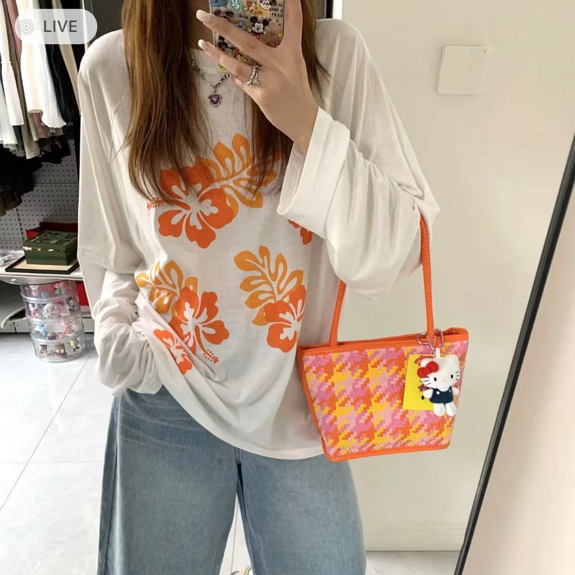 2025 Color-Block Spliced Woven Tote Bag - Versatile Handheld & Shoulder Bag for Chic Casual Style 2025 Color-Block Spliced Woven Tote Bag - Versatile Handheld & Shoulder Bag for Chic Casual Style