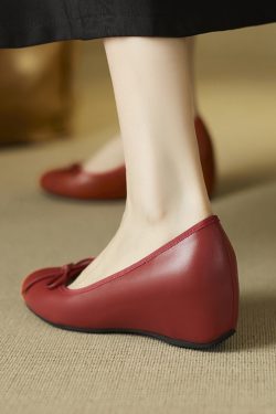 2025 New Spring Summer Women's Red Wedge Heels - First Layer Cowhide, Height-Increasing Shallow Mouth Design