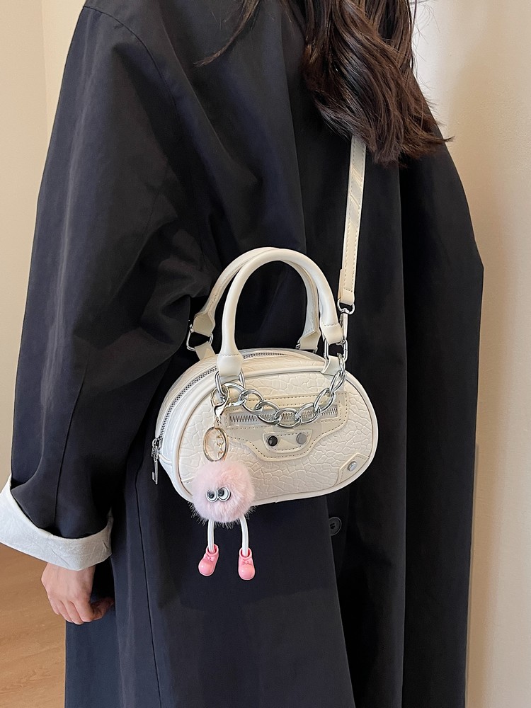 2025 Small Chain Handbag for Women - Stylish Versatile Shoulder Crossbody Bag, Niche Design Fashion Accessory 2025 Small Chain Handbag for Women - Stylish Versatile Shoulder Crossbody Bag, Niche Design Fashion Accessory