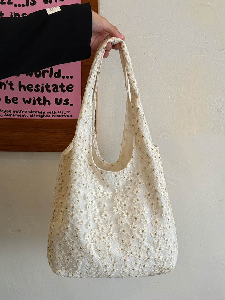 2025 Small Daisy Lace Canvas Shoulder Bag for Women, Large Capacity Niche Commuter Tote, Trendy Everyday Style 2025 Small Daisy Lace Canvas Shoulder Bag for Women, Large Capacity Niche Commuter Tote, Trendy Everyday Style
