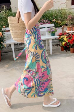 2025 Summer A-Line Floral Beach Skirt for Curvy Hips & Thighs - Irregular Long Design, Perfect for Boho and Y2K Styles