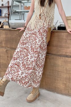 2025 Summer A-Line Floral Beach Skirt for Curvy Hips & Thighs - Irregular Long Design, Perfect for Boho and Y2K Styles