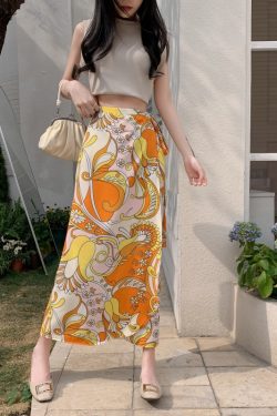 2025 Summer A-Line Floral Beach Skirt for Curvy Hips & Thighs - Irregular Long Design, Perfect for Boho and Y2K Styles