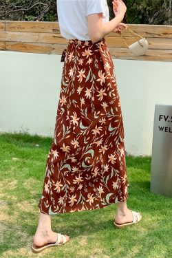 2025 Summer A-Line Floral Beach Skirt for Curvy Hips & Thighs - Irregular Long Design, Perfect for Boho and Y2K Styles