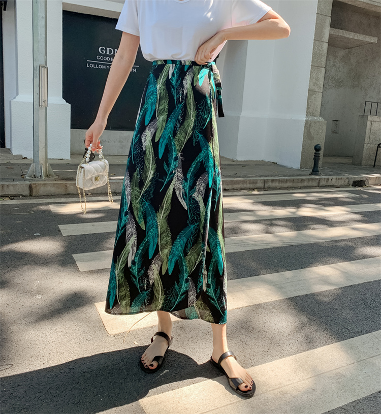 2025 Summer A-Line Floral Beach Skirt for Curvy Hips & Thighs - Irregular Long Design, Perfect for Boho and Y2K Styles 2025 Summer A-Line Floral Beach Skirt for Curvy Hips & Thighs - Irregular Long Design, Perfect for Boho and Y2K Styles