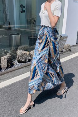 2025 Summer A-Line Floral Beach Skirt for Curvy Hips & Thighs - Irregular Long Design, Perfect for Boho and Y2K Styles