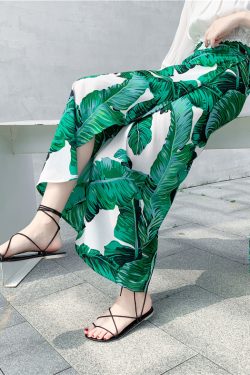 2025 Summer A-Line Floral Beach Skirt for Curvy Hips & Thighs - Irregular Long Design, Perfect for Boho and Y2K Styles