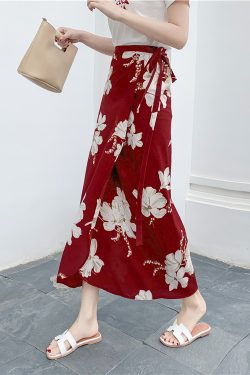 2025 Summer A-Line Floral Beach Skirt for Curvy Hips & Thighs - Irregular Long Design, Perfect for Boho and Y2K Styles