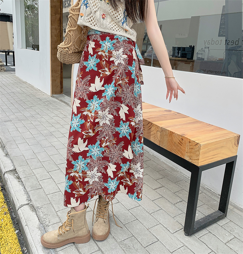 2025 Summer A-Line Floral Beach Skirt for Curvy Hips & Thighs - Irregular Long Design, Perfect for Boho and Y2K Styles 2025 Summer A-Line Floral Beach Skirt for Curvy Hips & Thighs - Irregular Long Design, Perfect for Boho and Y2K Styles