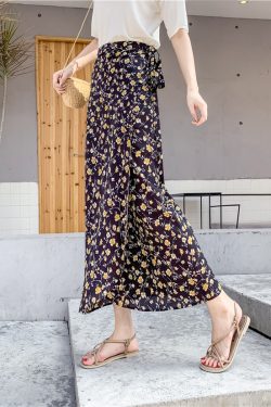 2025 Summer A-Line Floral Beach Skirt for Curvy Hips & Thighs - Irregular Long Design, Perfect for Boho and Y2K Styles