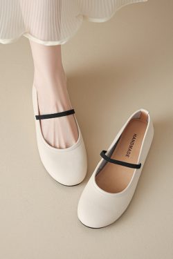 2025 Summer Genuine Leather Flat Hidden Height Mary Jane Shoes for Women in Silver - Stylish Shallow Mouth Size 41