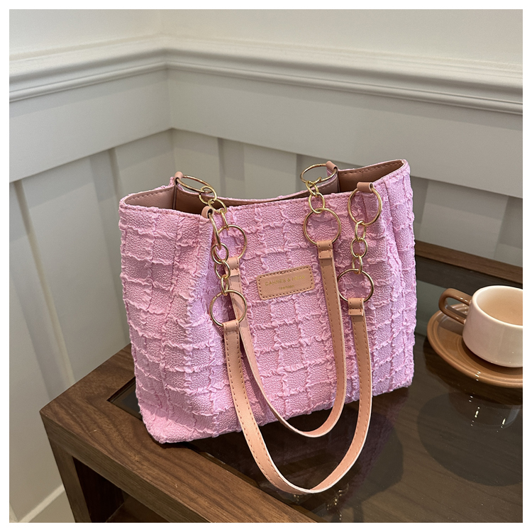 2025 Summer Minimalist High-End Large Handbag for Women - Versatile Shoulder Tote Bag with Spacious Capacity for Commuting 2025 Summer Minimalist High-End Large Handbag for Women - Versatile Shoulder Tote Bag with Spacious Capacity for Commuting