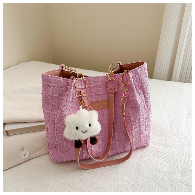 2025 Summer Minimalist High-End Large Handbag for Women - Versatile Shoulder Tote Bag with Spacious Capacity for Commuting 2025 Summer Minimalist High-End Large Handbag for Women - Versatile Shoulder Tote Bag with Spacious Capacity for Commuting