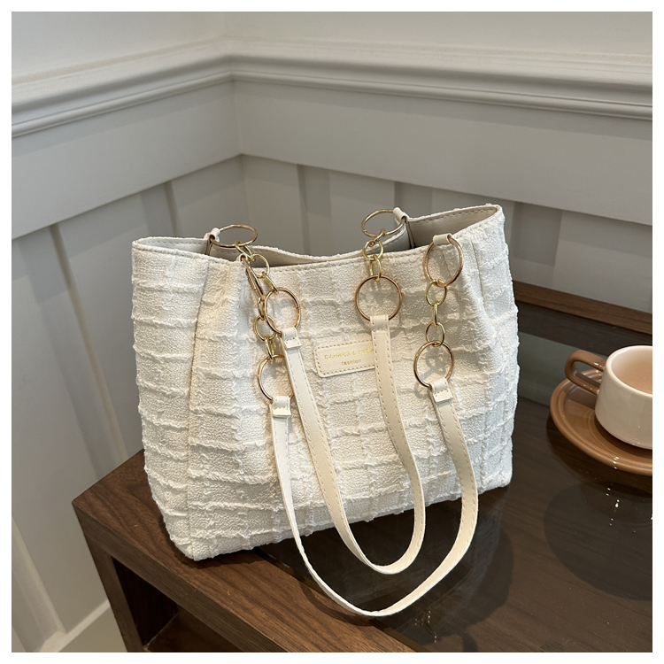 2025 Summer Minimalist High-End Large Handbag for Women - Versatile Shoulder Tote Bag with Spacious Capacity for Commuting 2025 Summer Minimalist High-End Large Handbag for Women - Versatile Shoulder Tote Bag with Spacious Capacity for Commuting