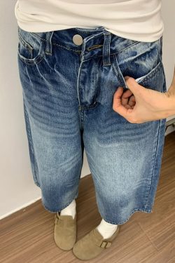 2025 Summer Plus Size American Retro Wide-Leg Jeans for Women - Loose Mid-Length Fashion Pants