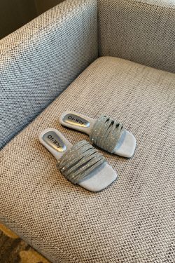 2025 Summer Women's Water Drill One-Word Sandals - Fairy Style Flat Korean Cool Footwear for Outdoor Wear