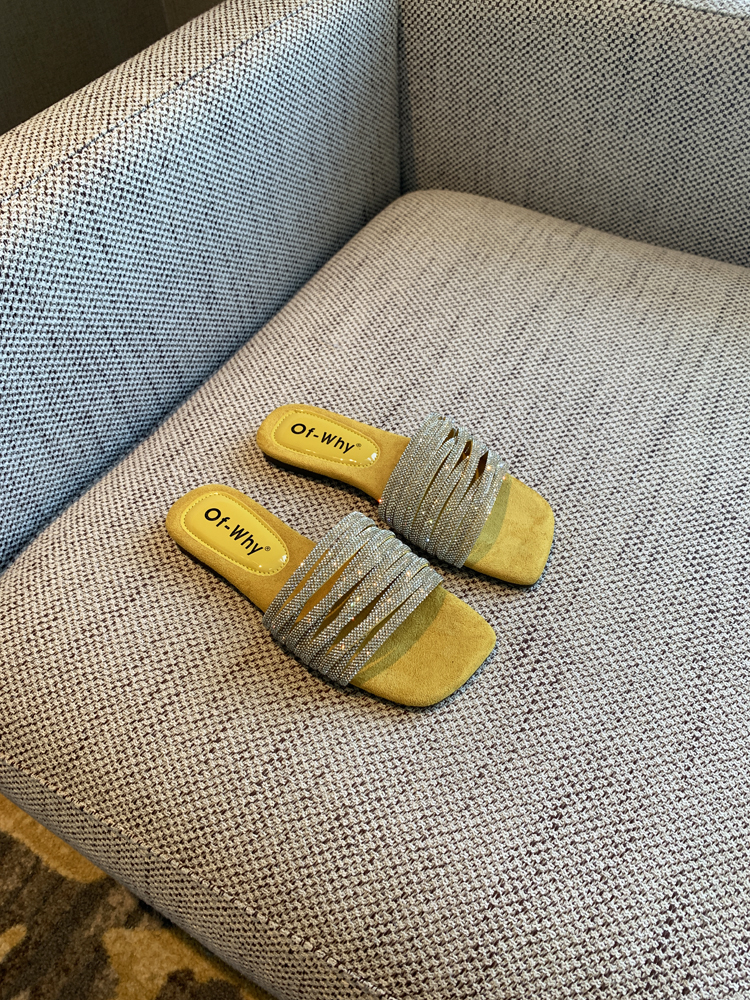 2025 Summer Women's Water Drill One-Word Sandals - Fairy Style Flat Korean Cool Footwear for Outdoor Wear 2025 Summer Women's Water Drill One-Word Sandals - Fairy Style Flat Korean Cool Footwear for Outdoor Wear