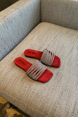 2025 Summer Women's Water Drill One-Word Sandals - Fairy Style Flat Korean Cool Footwear for Outdoor Wear