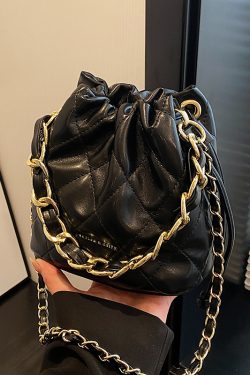 2025 Trendy Diamond-Shaped Chain Small Shoulder Crossbody Bag for Women, Versatile Stylish Tote Bucket Bag