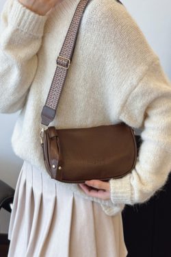 2025 Women's Boston Bag - High-End Baguette Shoulder Bag with Trendy Wide Strap - Chic Crossbody Small Pillow Bag