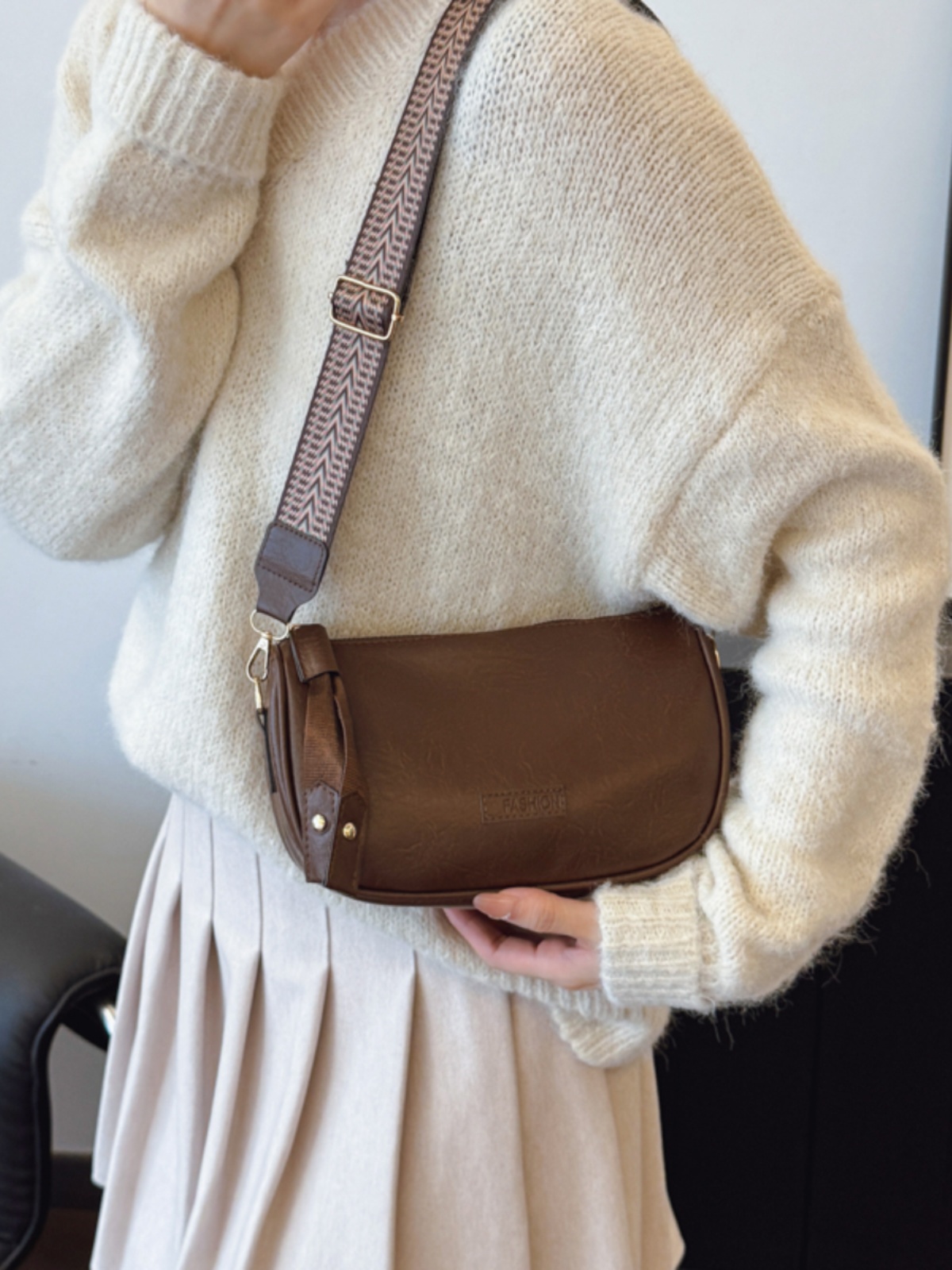 2025 Women's Boston Bag - High-End Baguette Shoulder Bag with Trendy Wide Strap - Chic Crossbody Small Pillow Bag 2025 Women's Boston Bag - High-End Baguette Shoulder Bag with Trendy Wide Strap - Chic Crossbody Small Pillow Bag