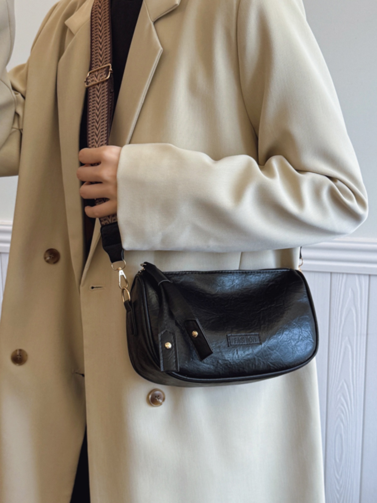 2025 Women's Boston Bag - High-End Baguette Shoulder Bag with Trendy Wide Strap - Chic Crossbody Small Pillow Bag 2025 Women's Boston Bag - High-End Baguette Shoulder Bag with Trendy Wide Strap - Chic Crossbody Small Pillow Bag