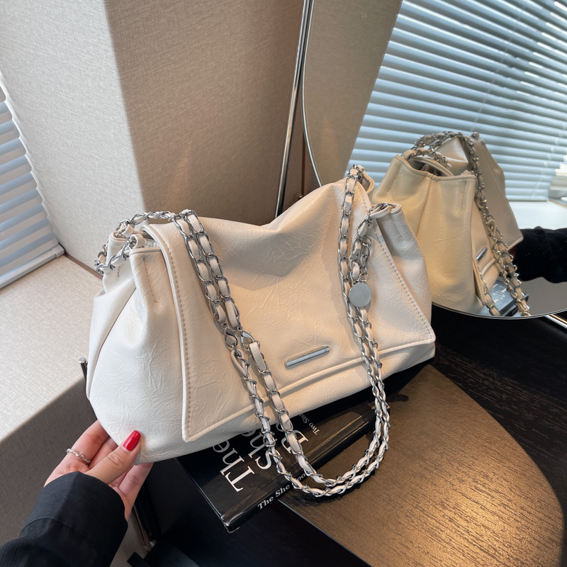 2025 Women's Casual Chain Tote Bag - Large Capacity Underarm Shoulder Crossbody Bag for Everyday Fashion 2025 Women's Casual Chain Tote Bag - Large Capacity Underarm Shoulder Crossbody Bag for Everyday Fashion