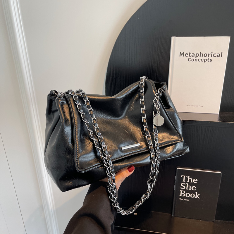 2025 Women's Casual Chain Tote Bag - Large Capacity Underarm Shoulder Crossbody Bag for Everyday Fashion 2025 Women's Casual Chain Tote Bag - Large Capacity Underarm Shoulder Crossbody Bag for Everyday Fashion