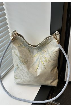 2025 Women's Chinese-Style Bucket Bag - Versatile Casual Shoulder Bag with Large Capacity for Commuting and Everyday Use