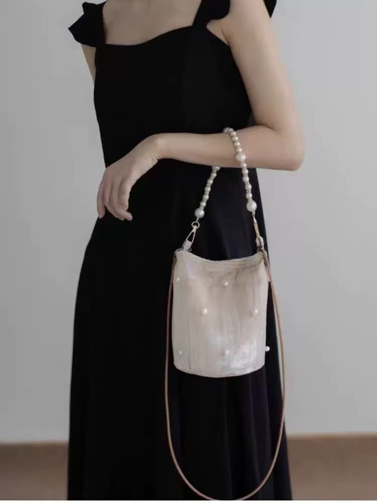 2025 Women's Chinese-Style High-End Pearl Velvet Bucket Bag - Niche Design Shoulder Crossbody Bag 2025 Women's Chinese-Style High-End Pearl Velvet Bucket Bag - Niche Design Shoulder Crossbody Bag