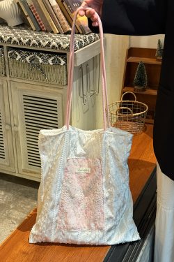 2025 Women's Pearl Luster Lace Canvas Bag - Large Capacity Commuter Tote Shoulder Bag for Students