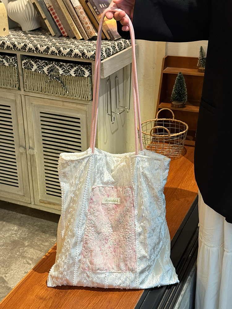 2025 Women's Pearl Luster Lace Canvas Bag - Large Capacity Commuter Tote Shoulder Bag for Students 2025 Women's Pearl Luster Lace Canvas Bag - Large Capacity Commuter Tote Shoulder Bag for Students