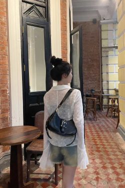 2025 Women's Vintage Baguette Bag, Niche Design Shoulder Underarm Bag, Versatile Fashion Crossbody for Everyday Style