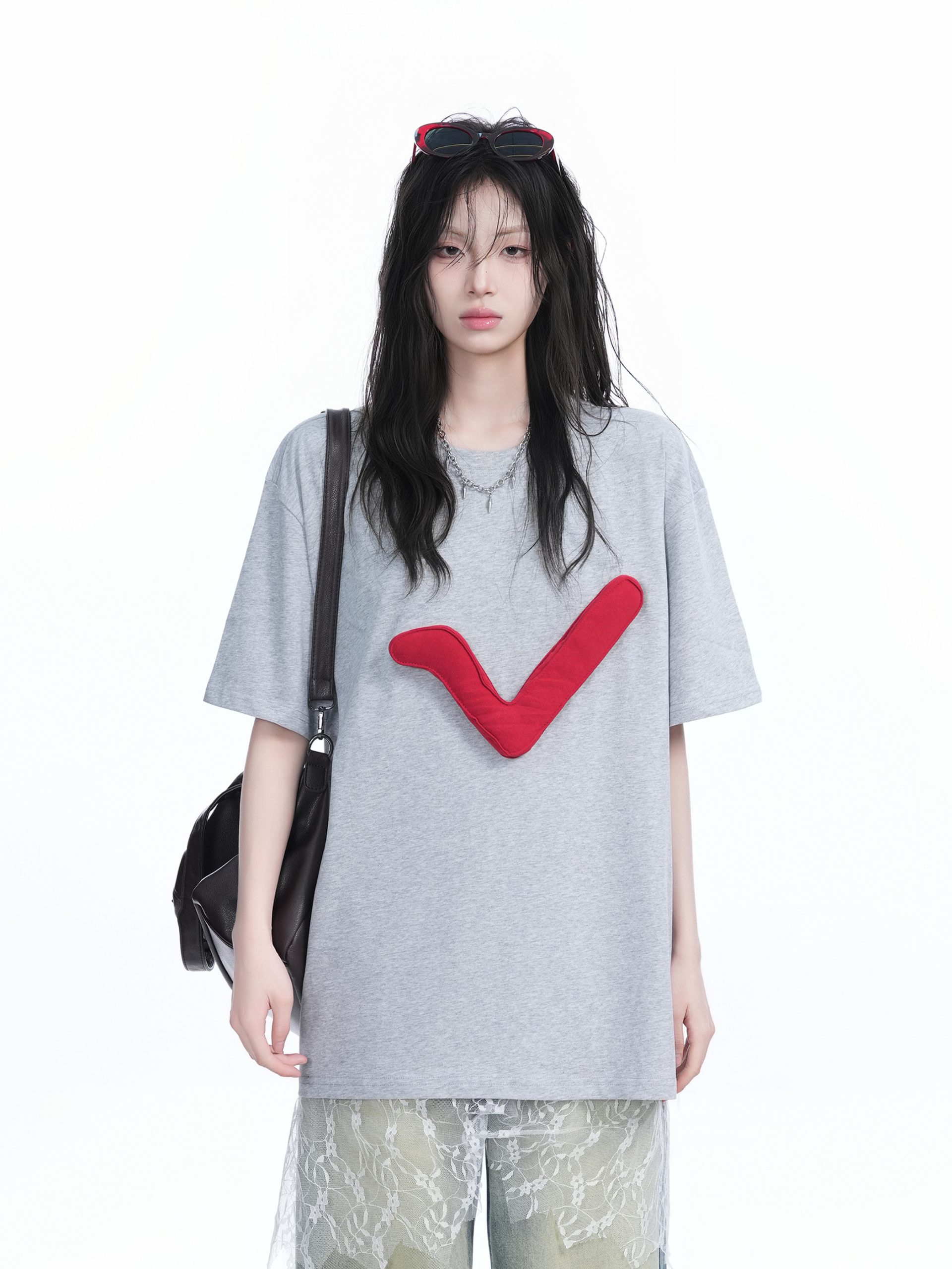 3D Checkmark Gray Short-Sleeve T-Shirt for Women - American Retro Hip-Hop Style, Loose Fit, Y2K Trendy Design 3D Checkmark Gray Short-Sleeve T-Shirt for Women - American Retro Hip-Hop Style, Loose Fit, Y2K Trendy Design