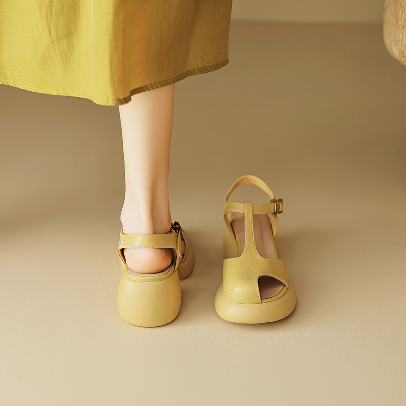 7 cm Thick-Soled Italian-Style Genuine Leather Sandals - Comfortable Soft Sole Fashion for Outdoor Versatility 7 cm Thick-Soled Italian-Style Genuine Leather Sandals - Comfortable Soft Sole Fashion for Outdoor Versatility