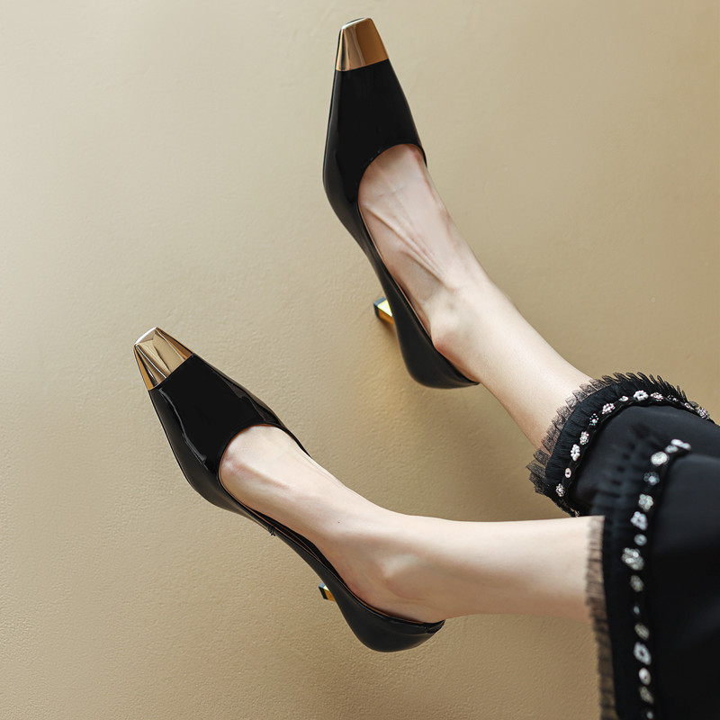 7.5 cm Italian-Style Patent Leather Stiletto Heels for Women - Comfortable Soft Sole, Sexy Genuine Leather Design 7.5 cm Italian-Style Patent Leather Stiletto Heels for Women - Comfortable Soft Sole, Sexy Genuine Leather Design